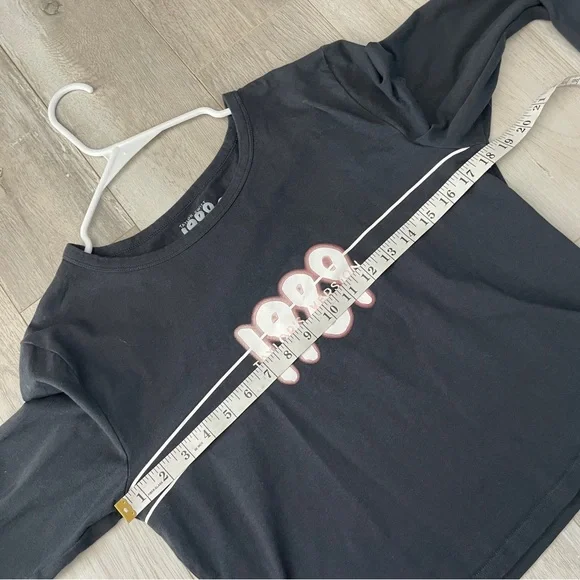 Taylor Swift Tshirt 1989 long sleeve crop womens Black (size 2xl) casual music - Picture 3 of 6